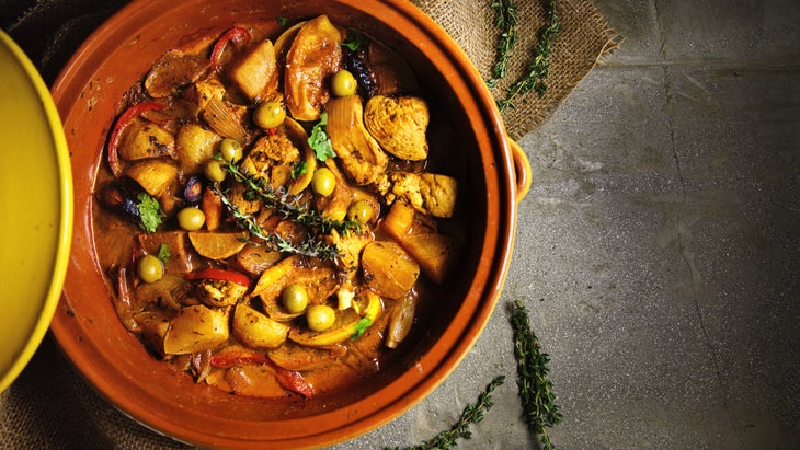 Chicken tagine with green olives and candied lemon, Ramadan food: Tajine djaj bizay toun wal hamid