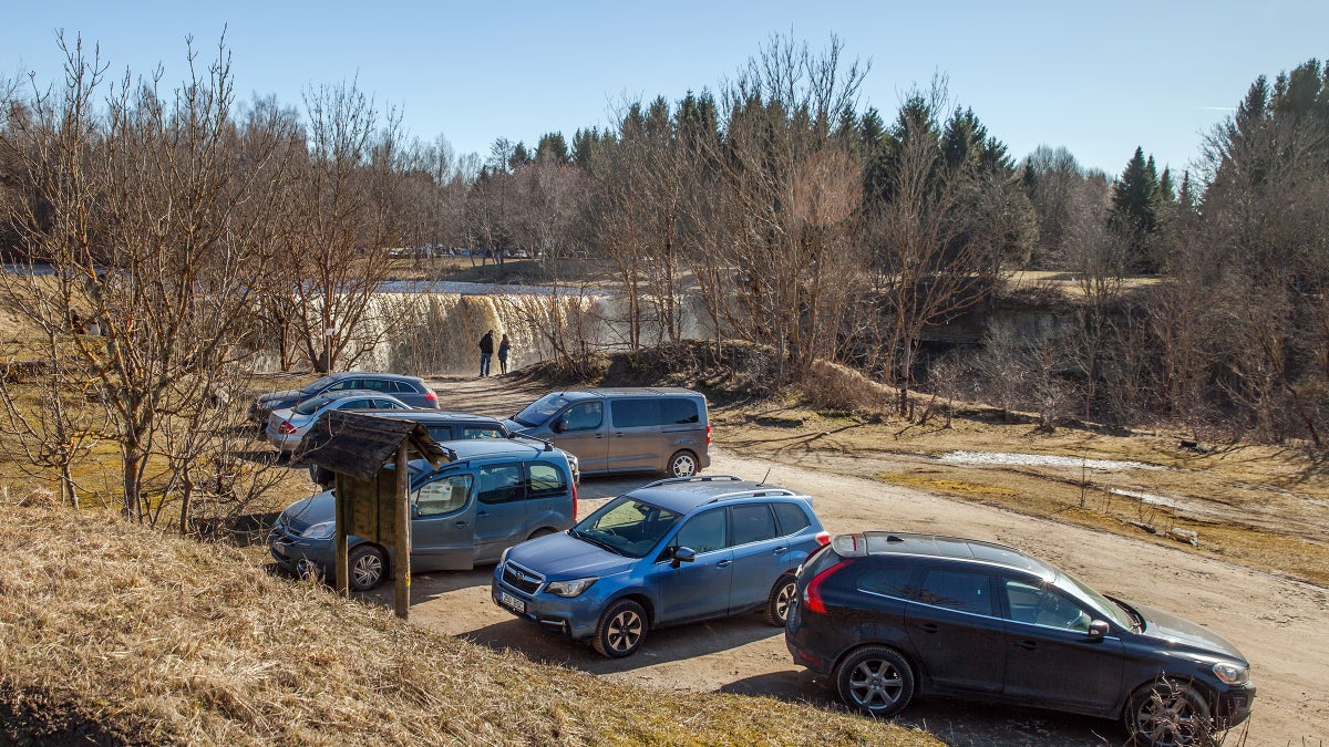 Parking Like a Jerk Is a Trailhead Epidemic. Why Shouldn’t I Do It Too?