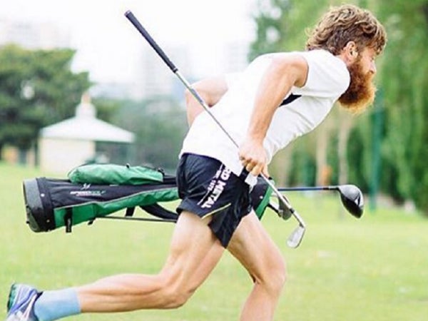 Speed Golf Rob playing a round