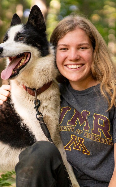 How an Iditarod sled dog named Blowhole became a social media sensation