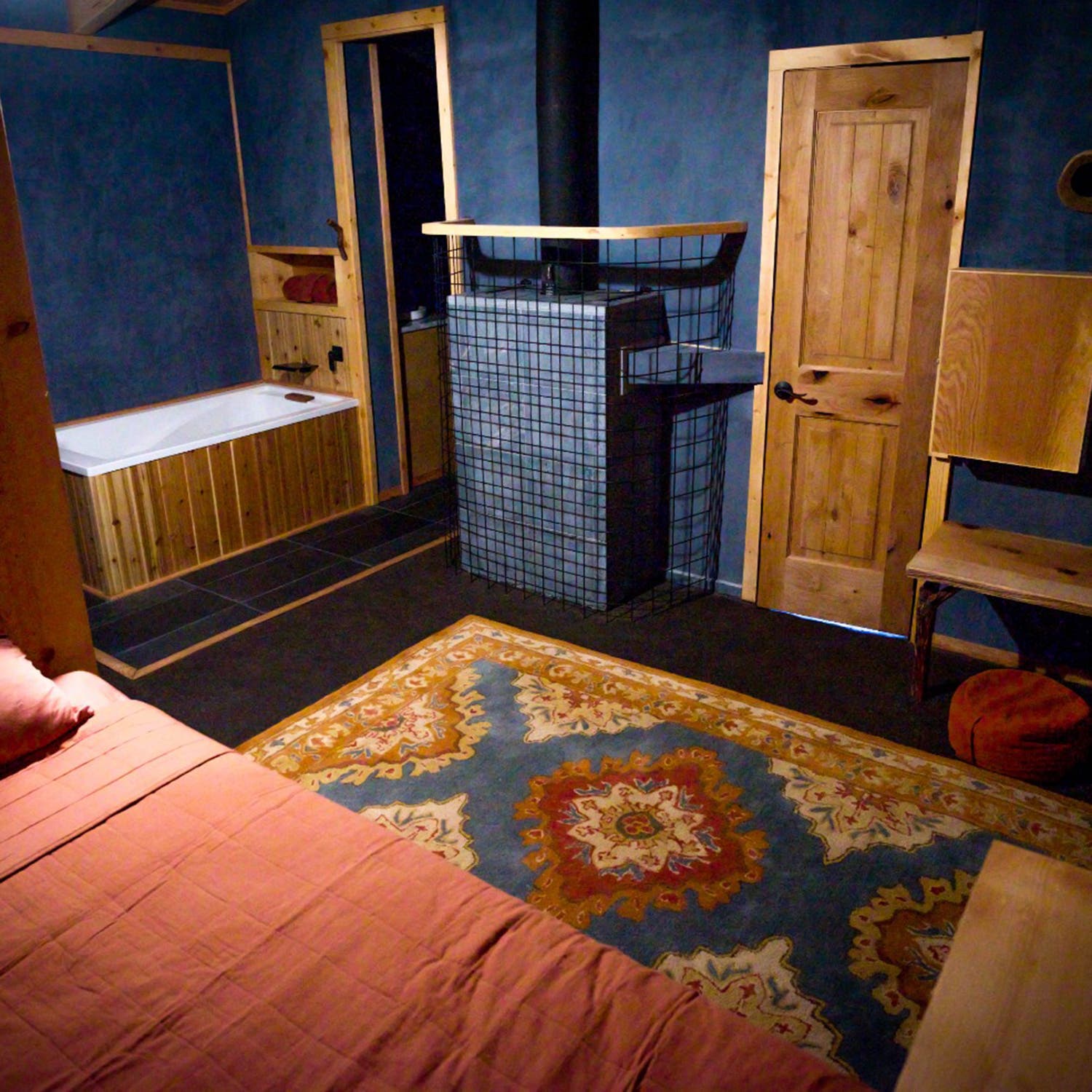 room at Sky Cave Dark Retreat