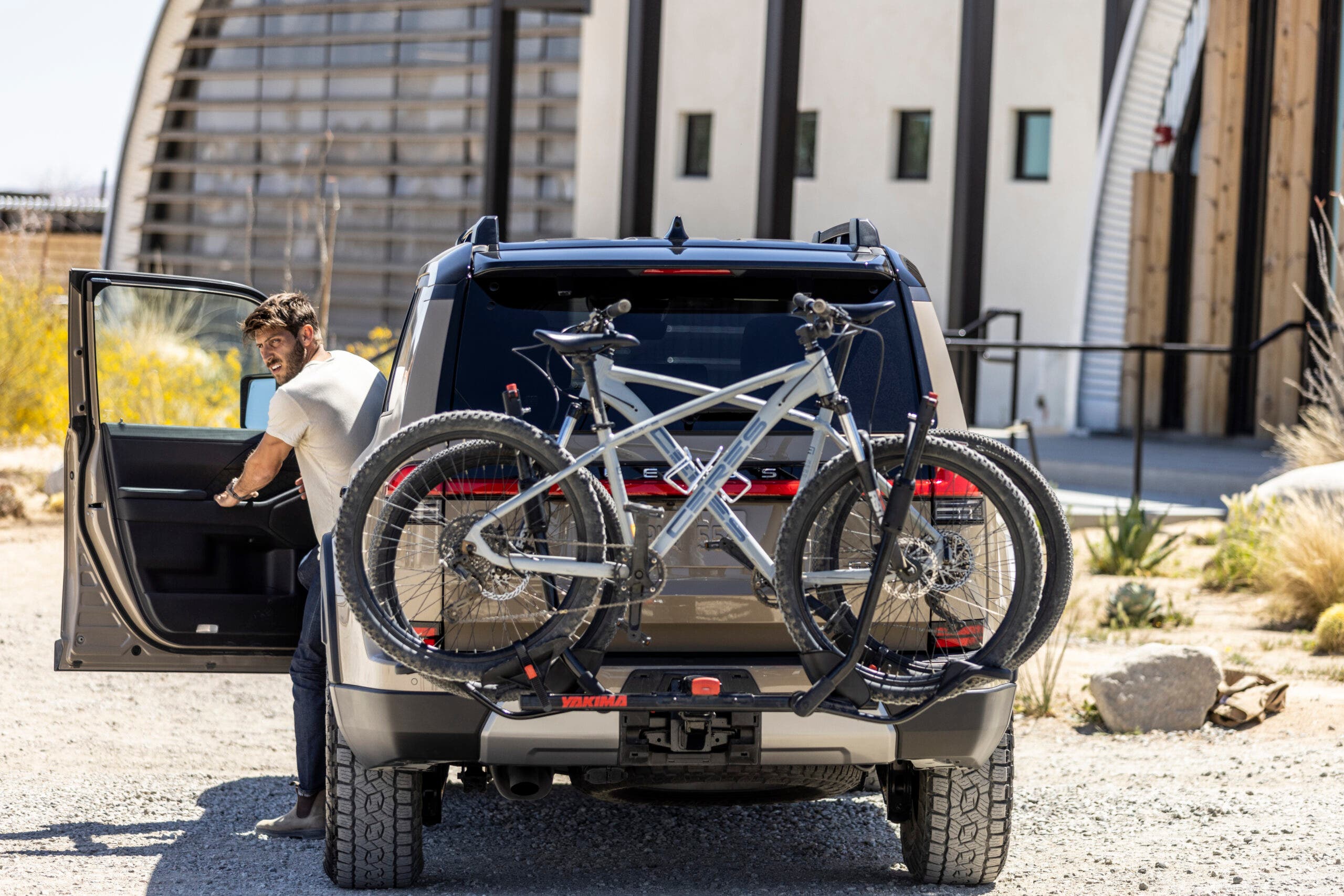 Lexus with bikes.