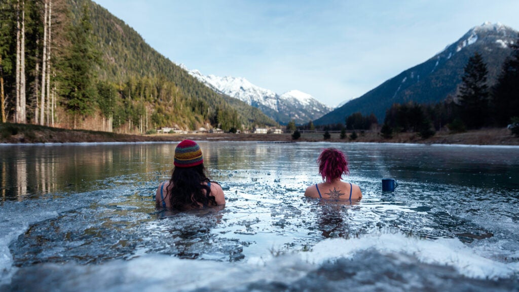 8 Most Beautiful Destinations to Take a Cold Plunge - Vimarsana News