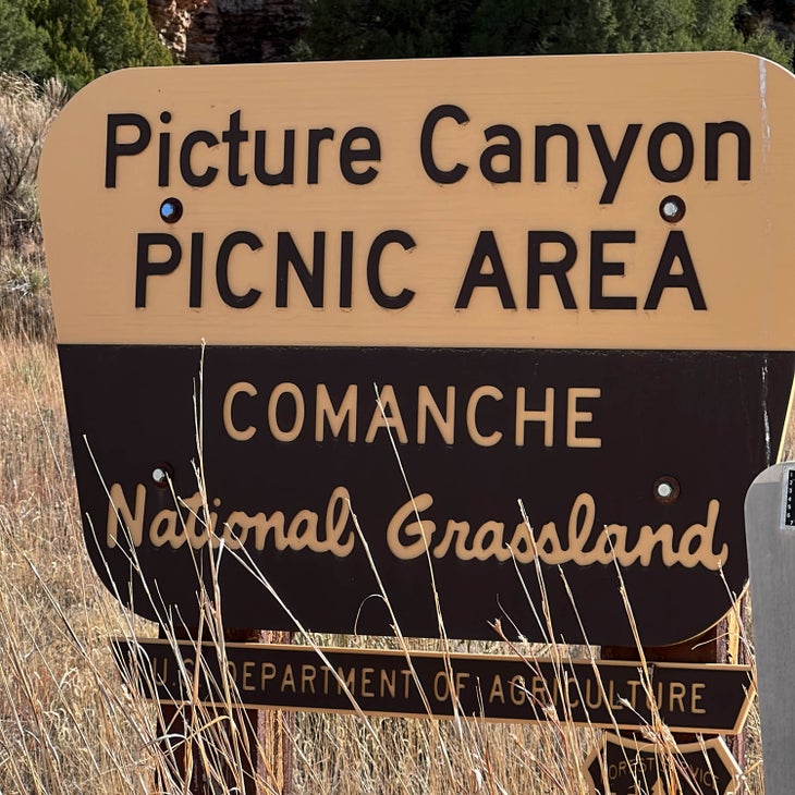 Picture Canyon picnic area in Comanche National Grassland where you can relax for lunch before exploring the area