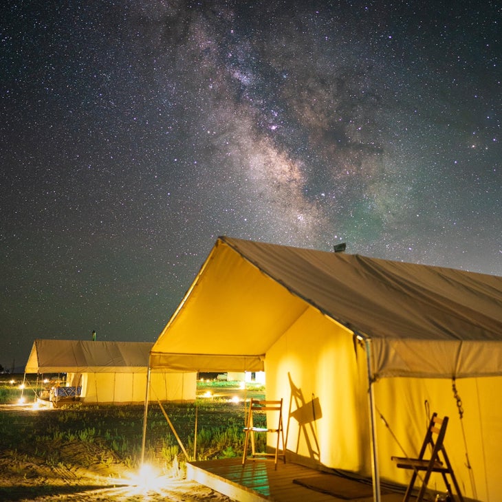 Stargazing at Rustic Rook Resort. Many of Colorado’s yurt and wall tent options are located in certified “Dark Sky” areas.