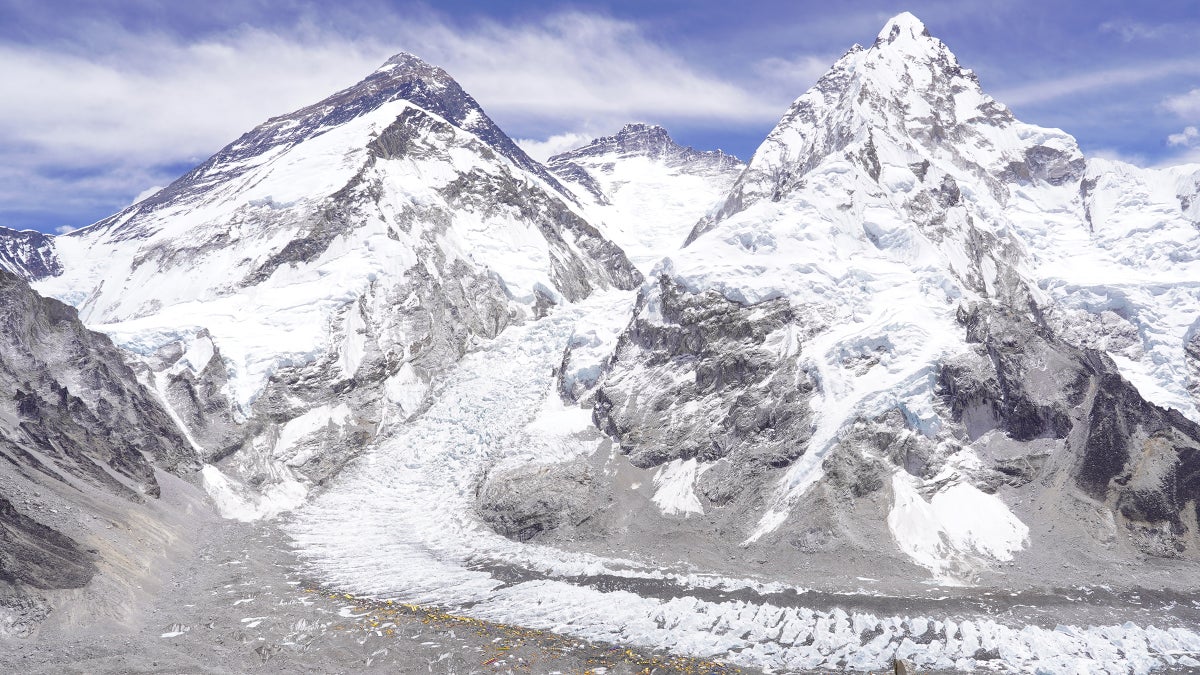 One Climber is Dead and Another Is Missing on Mount Everest