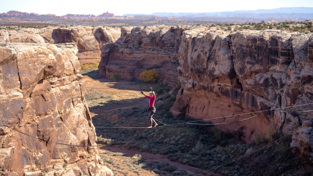 The Hardest Part of Learning to Highline? Overcoming Primal Fear. - Vimarsana News