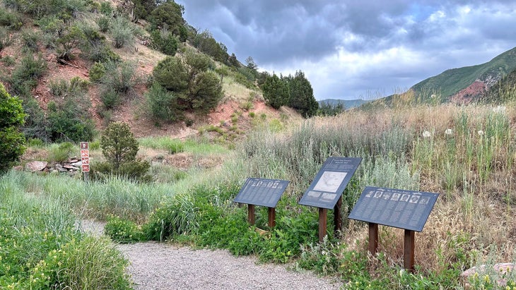 Trailhead for the Storm King Mountain Memorial Trail