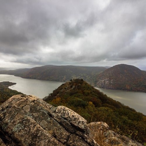 Breakneck Ridge NY hike Hudson views
