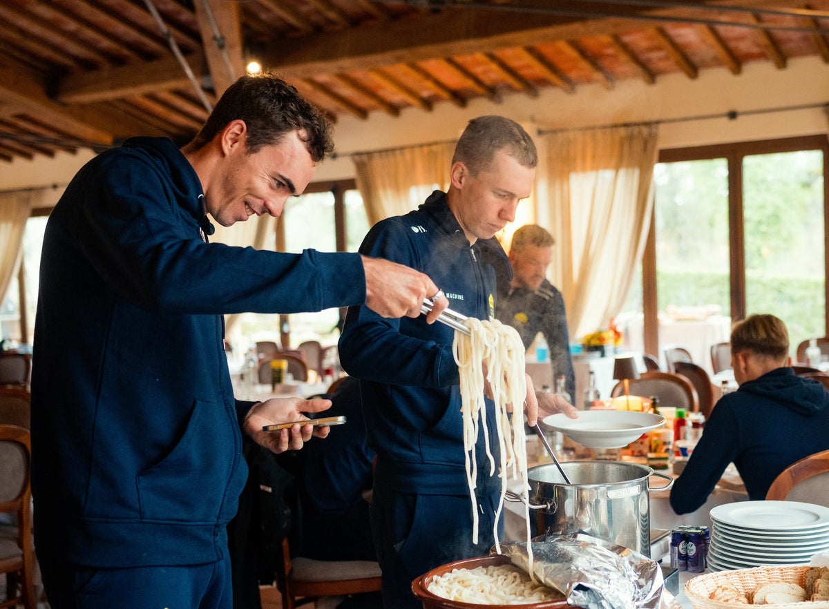 Here’s What a Tour de France Rider Eats in a Day