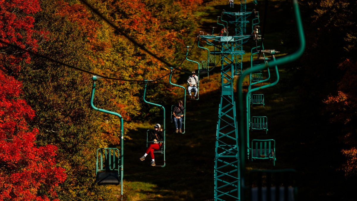 The 9 Best Places to View Vermont’s Fall Foliage in All Its Glory