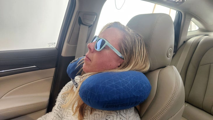 sea to summit aeros neck pillow