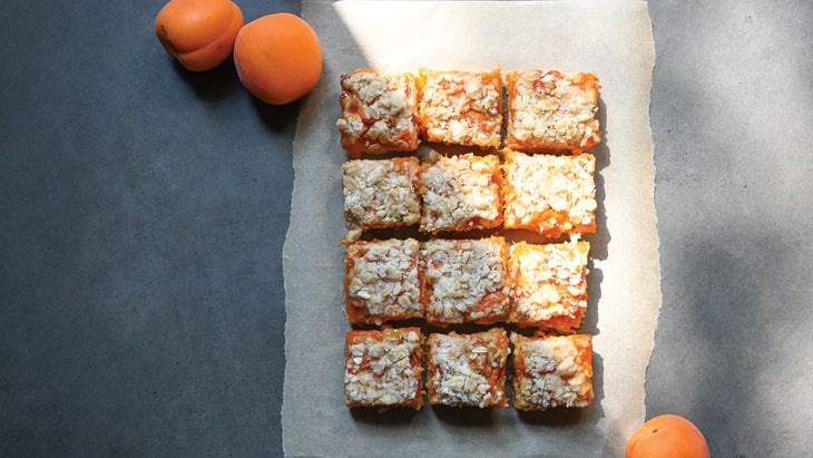 Apricot snack bars