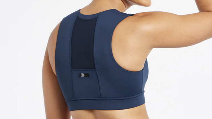 back view of the oiselle flyout bra