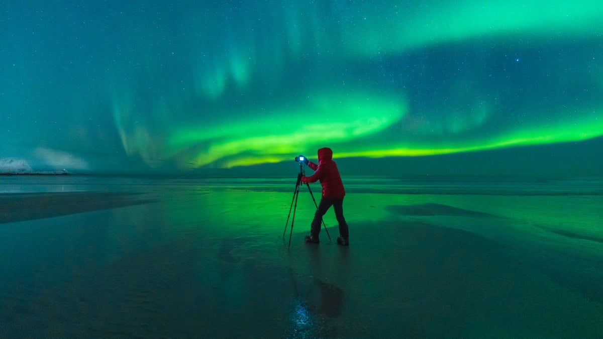 How to Take the Best Northern Lights Photos with an iPhone