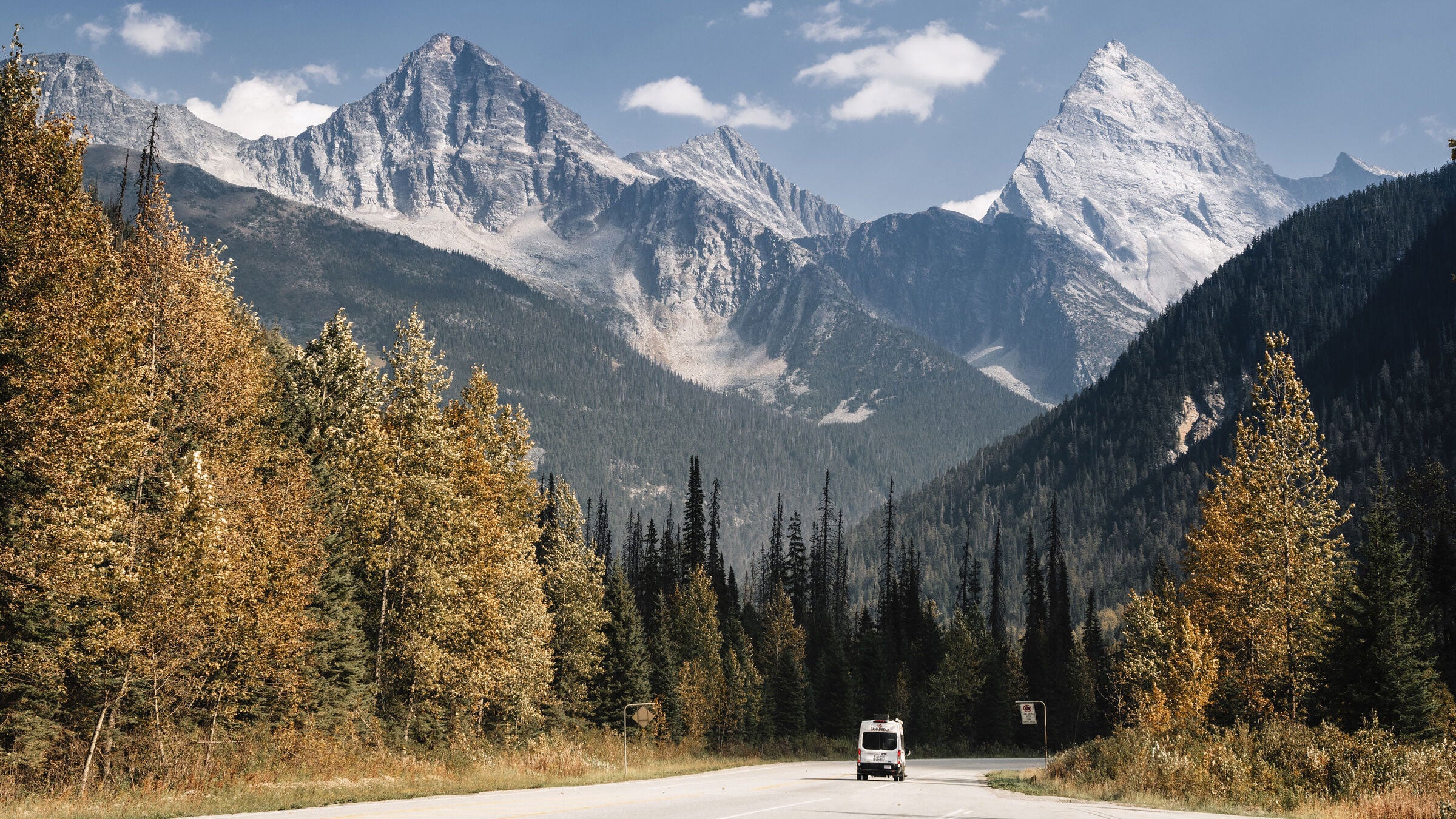 van touring Glacier National Park in the Kootenay Rockies region