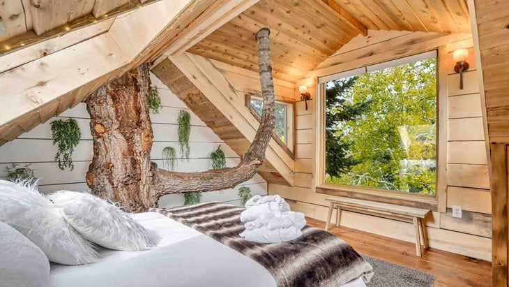 dreamy living treehouse airbnb near park city utah