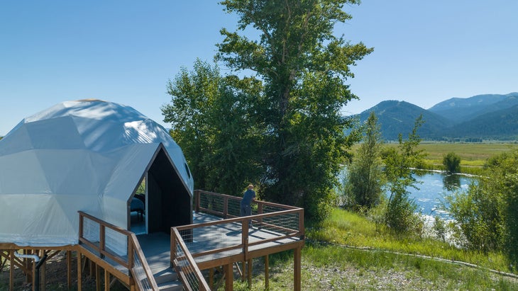 dome airbnb in jackson, wyoming near grand teton national park