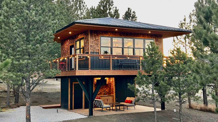 new fire lookout tower airbnb in custer, south dakota