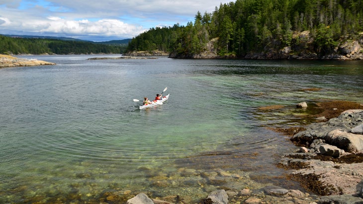 kayaking in powell river british columbia