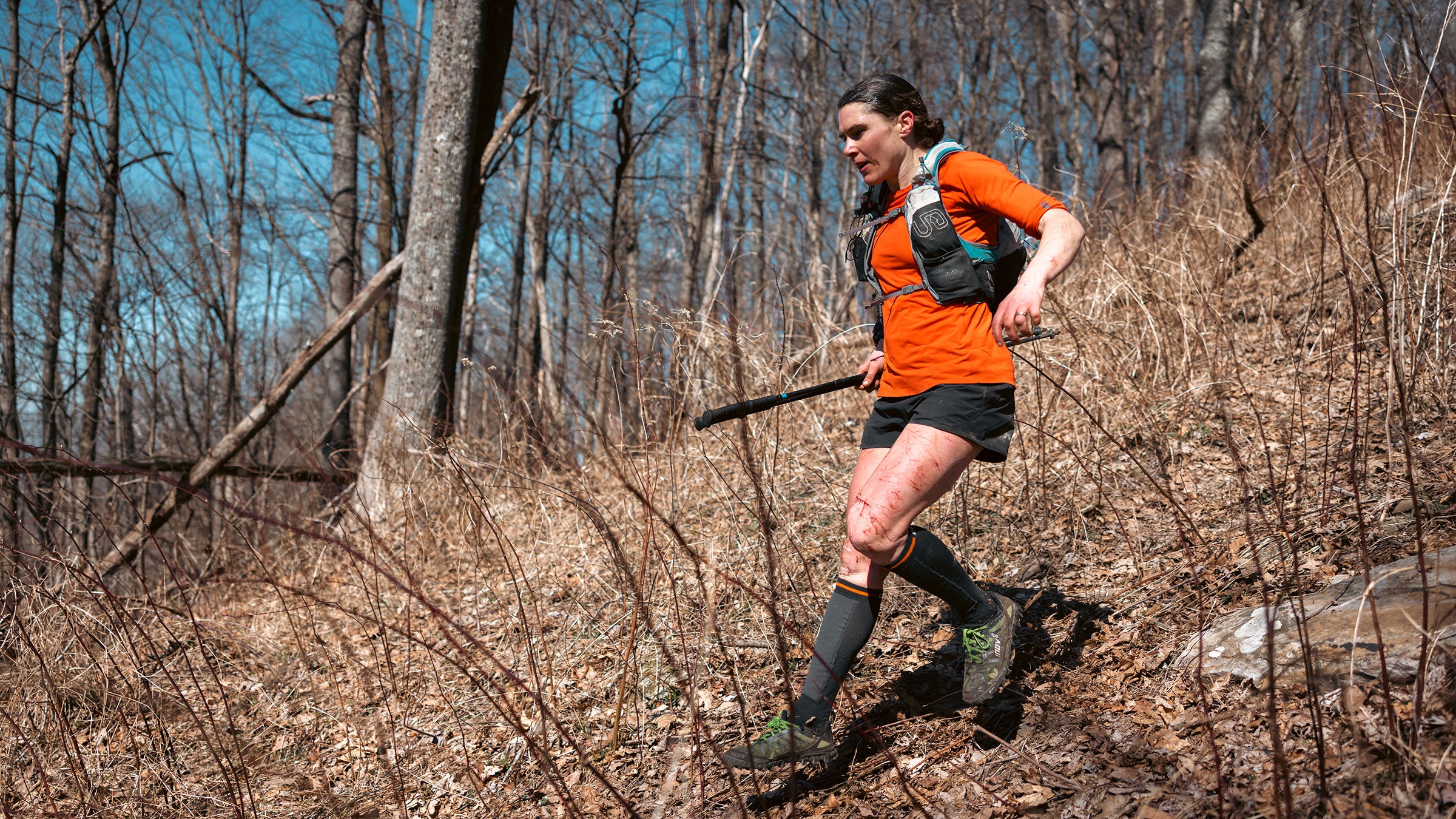Paris heading down the briar-filled slopes at the Barkley Marathons