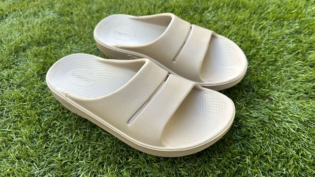 I've Dealt With Plantar Fasciitis for Years, and the Only Recovery Sandal That Helps is 20 Percent Off