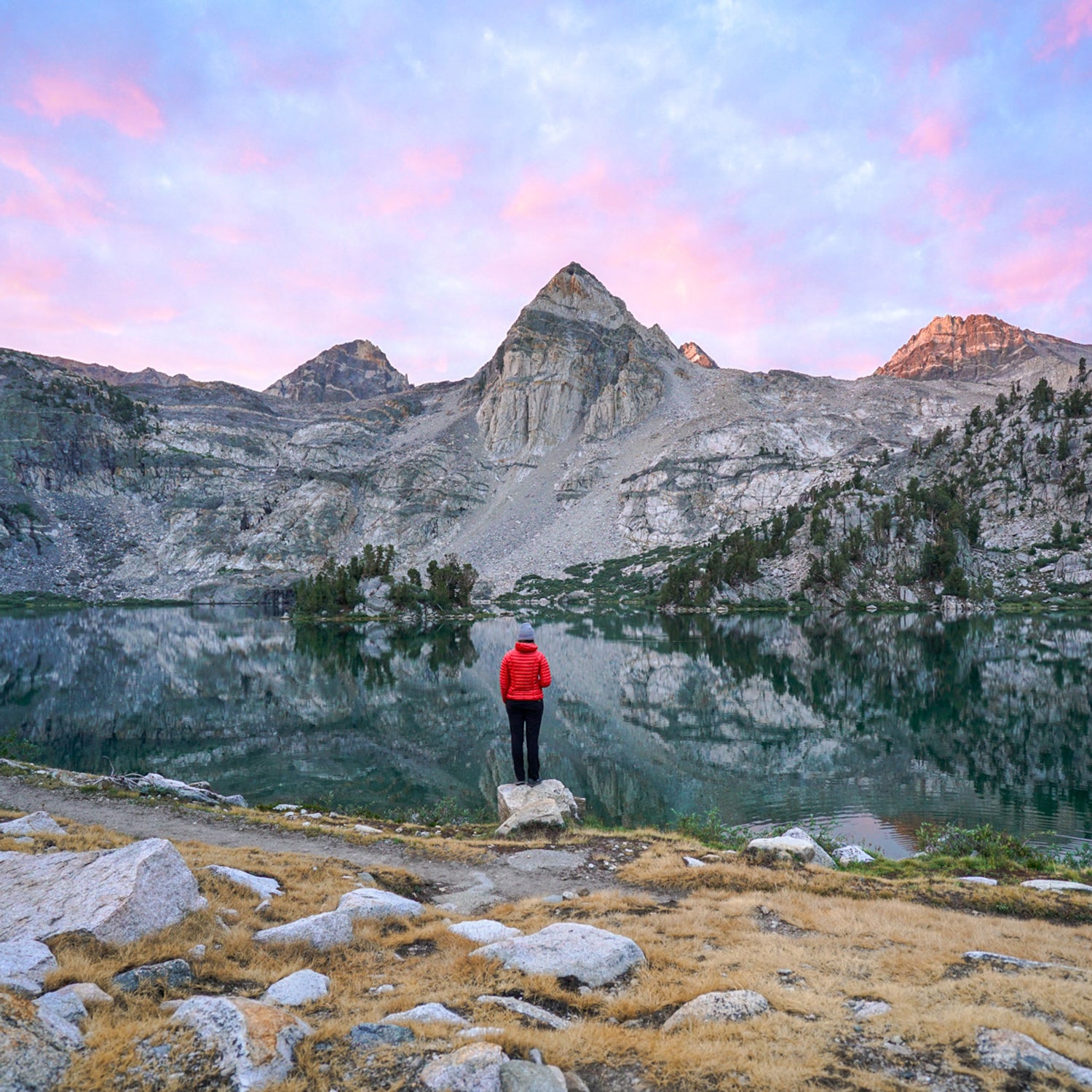 Rae Lakes Loop in Sequoia and Kings Canyon National Park, California