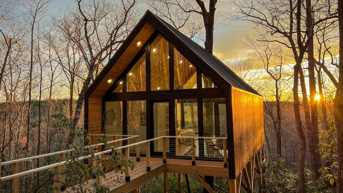 9 Sublime Treehouses for Ridiculously Cool Vacation Stays