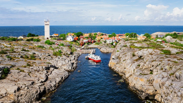 Stockholm Archipelago Trail with island, inlet and lighthouse