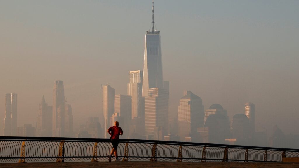 Research Shows Air Pollution Slows Down Marathoners