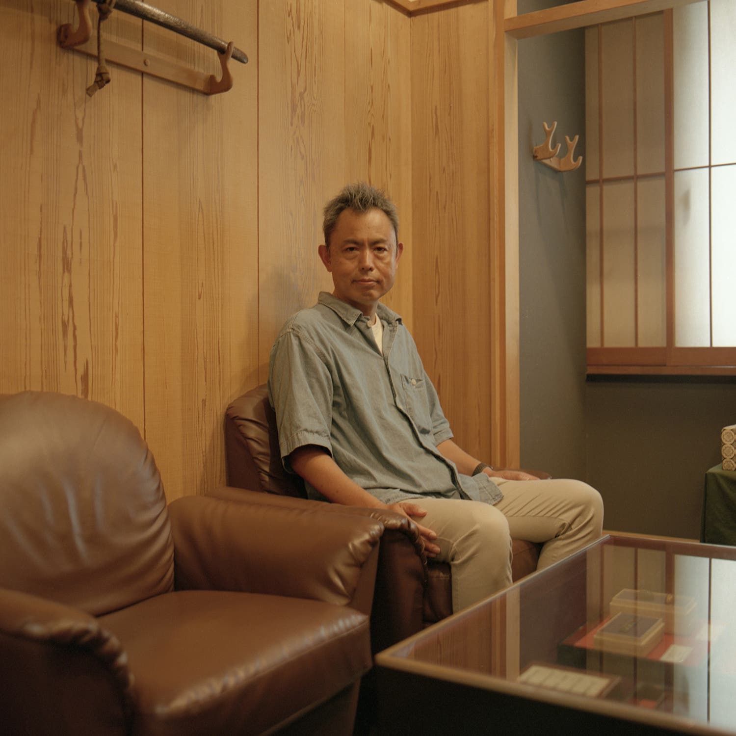 Journalist Yutaka Nakamura at the Seikodo sword shop in Tokyo