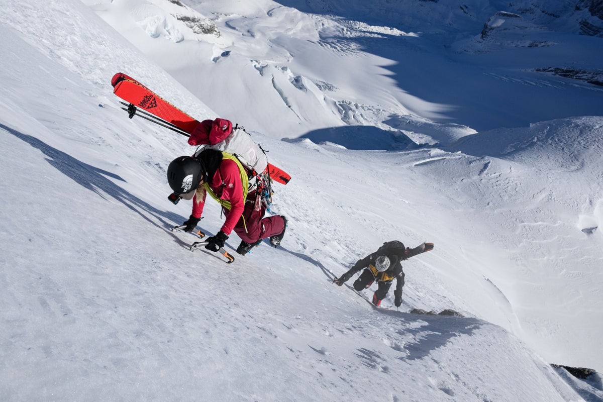 The South Face of Mount Robson Sees a First Ski Descent