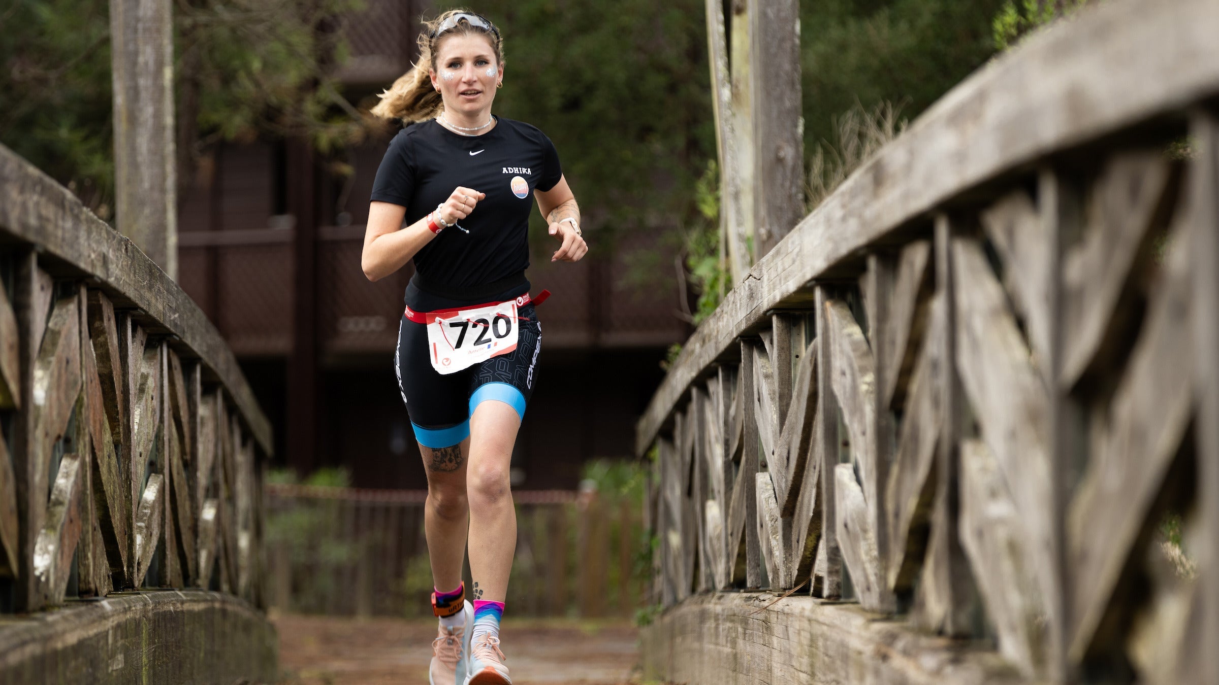 A new study found that wearing shoes with a high heal-to-toe drop could lead to more running-related injuries.