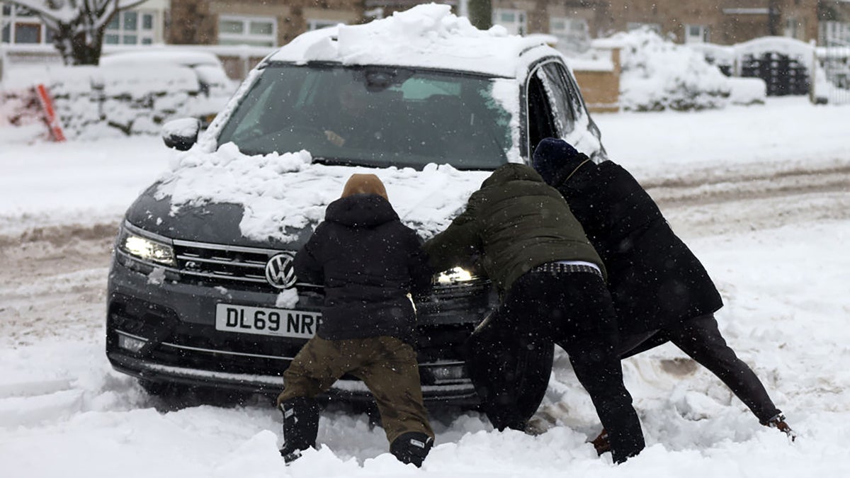 Driving a Rental Car in the Snow Is a Recipe for Disaster. Here’s How to Stay Safe.