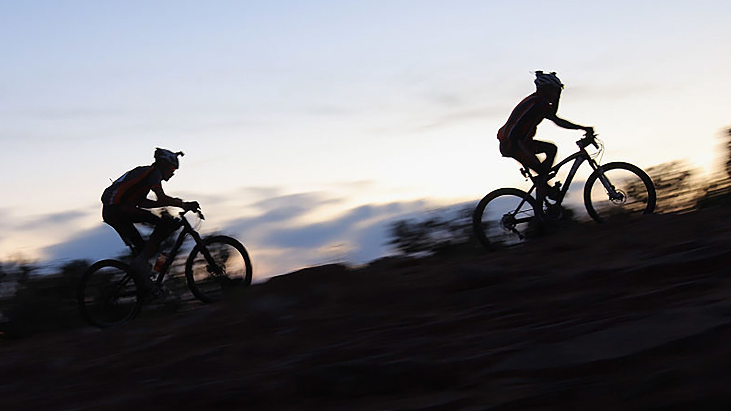 A reader is getting dropped by his buddies on e-mountain bikes