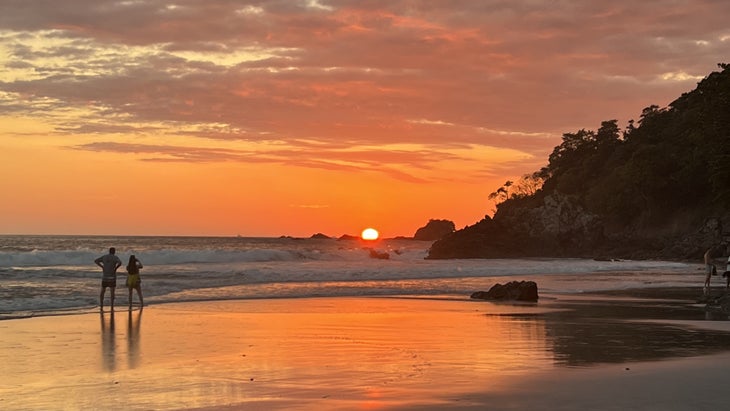 Playa Espadilla sunset Costa Rica