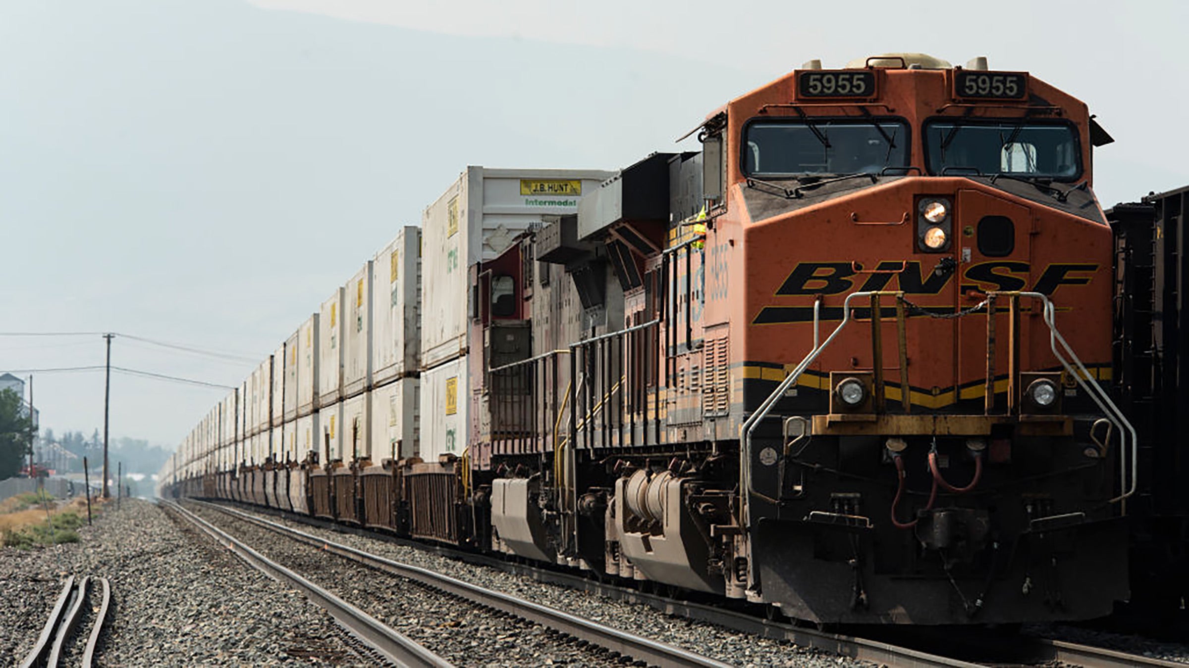 Thieves targeted BNSF trains in Arizona 