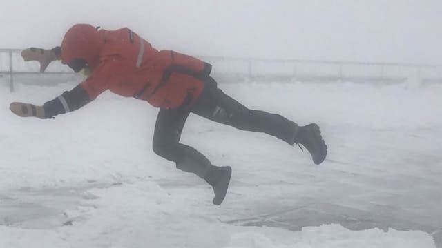 Violent Winds Battered Mount Washington. Scientists Went Outside to Play.