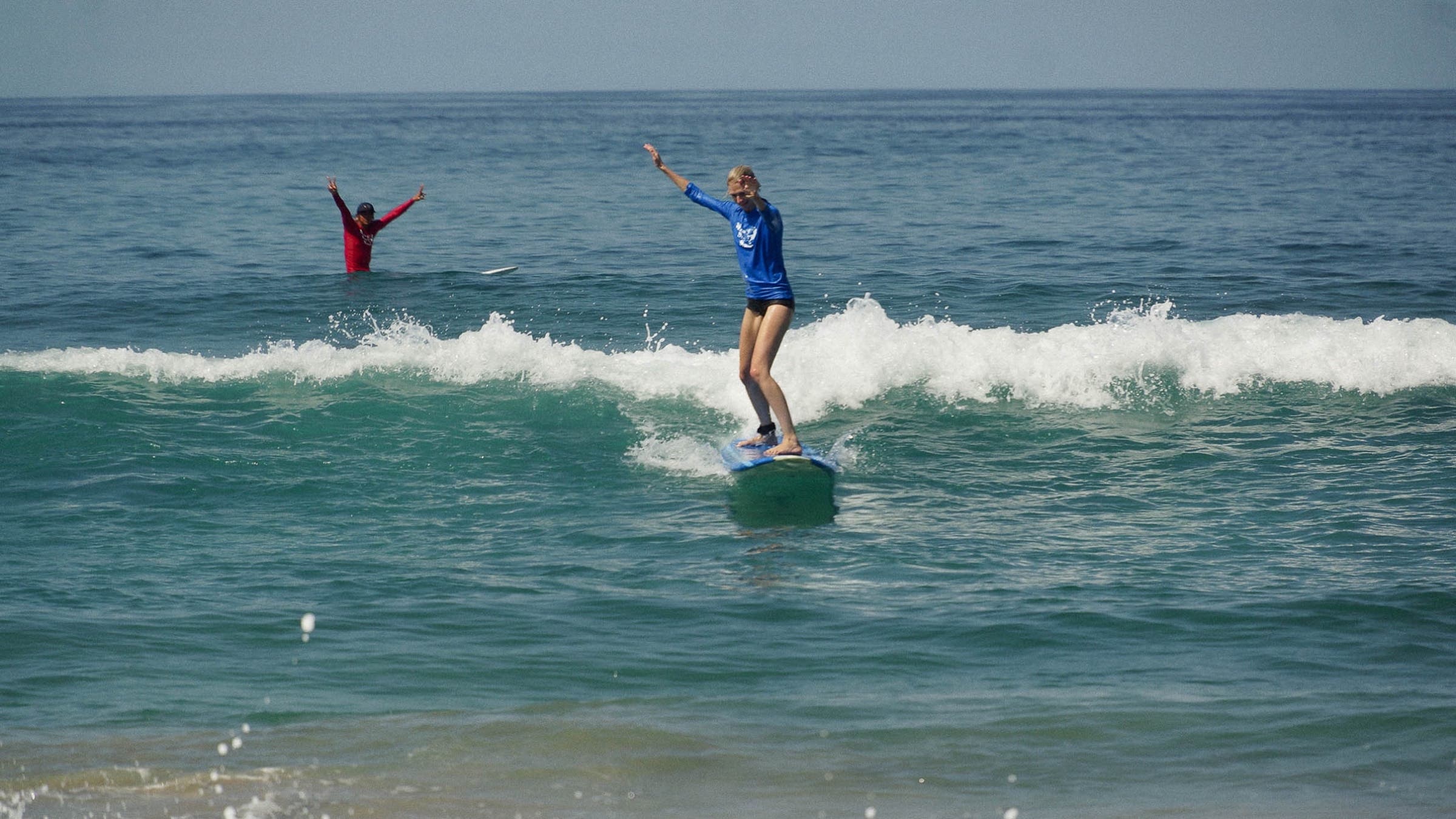 Beginner surfer on a mushy wave