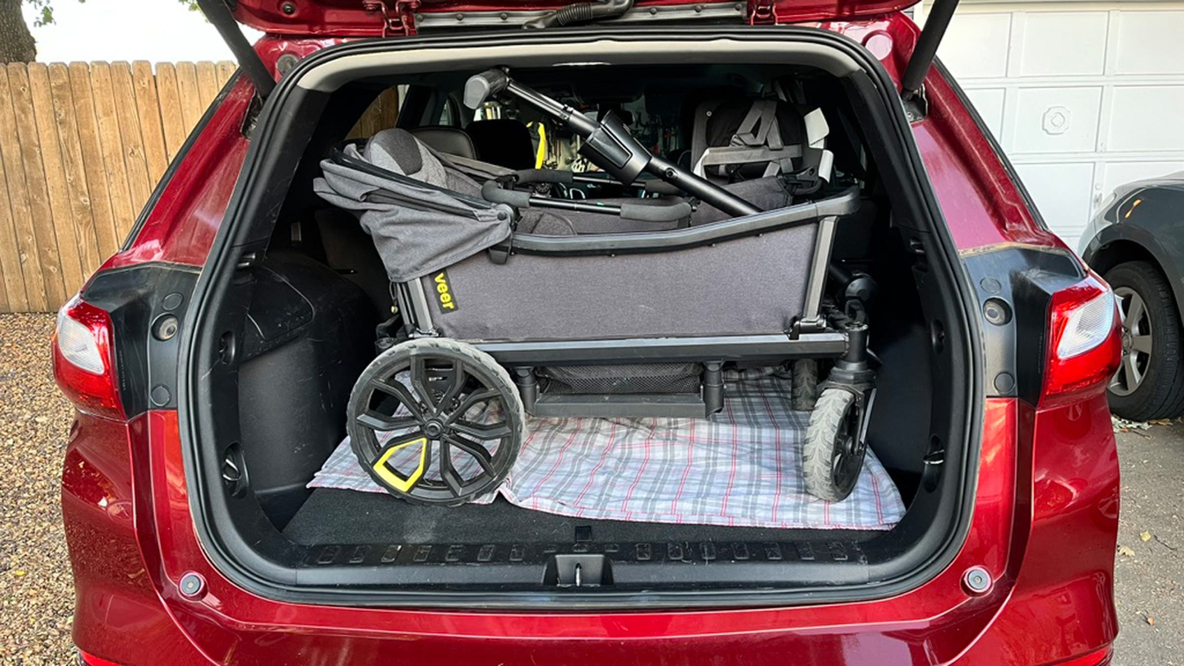 Veer All-Terrain Cruiser Wagon in trunk of SUV