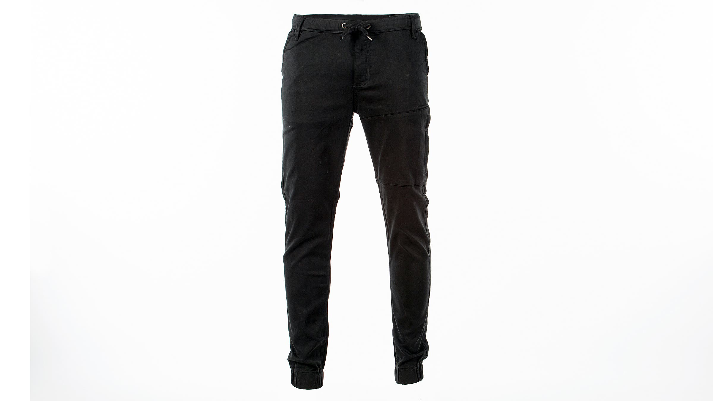 DUER No Sweat Jogger in black tested at the Outside testing lab