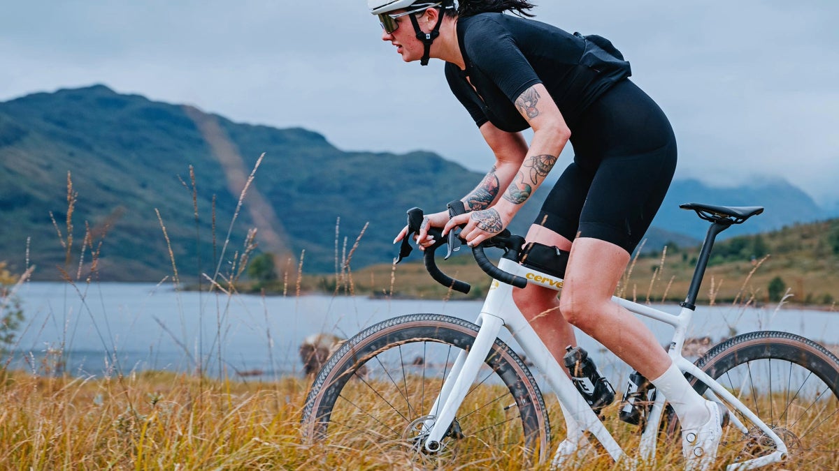 Save up to 60% on Bike Gear at Competitive Cyclist