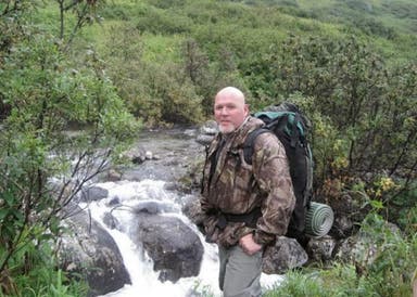 My Dad Trained Soldiers to Survive in the Wilderness. Here Is His Guide to Avoiding Death.