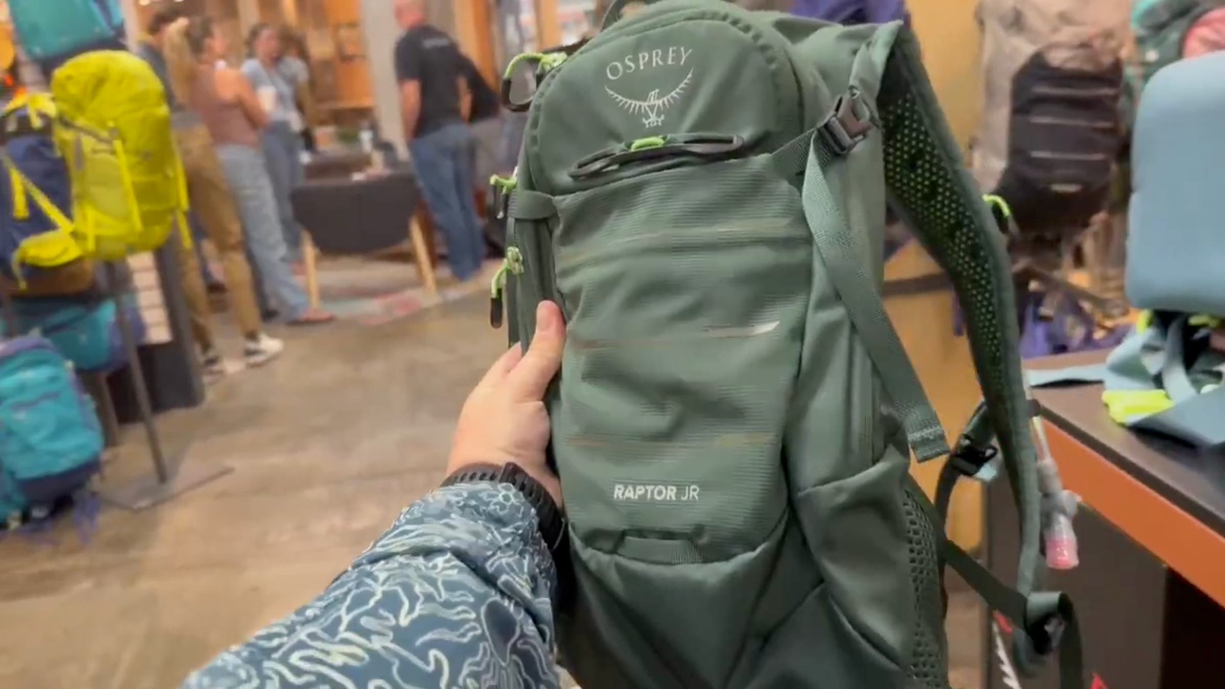 Osprey Raptor Jr Hydration Pack mountain biking kids backpack