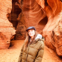 Skylar Kraatz posing in sandstone canyon