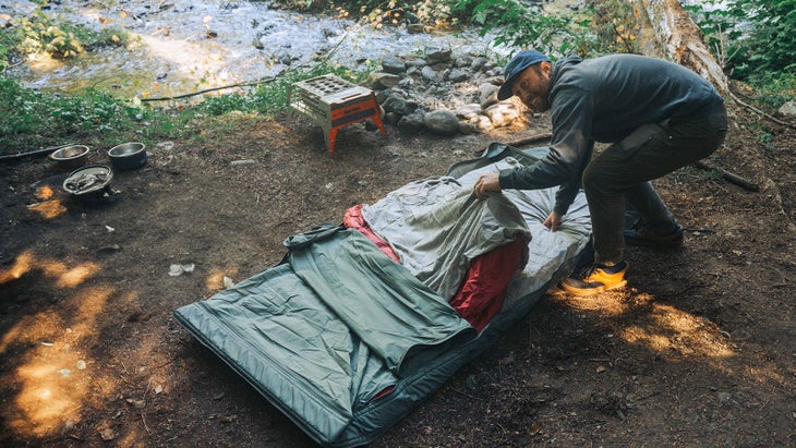 Born Outdoor Badger Bed