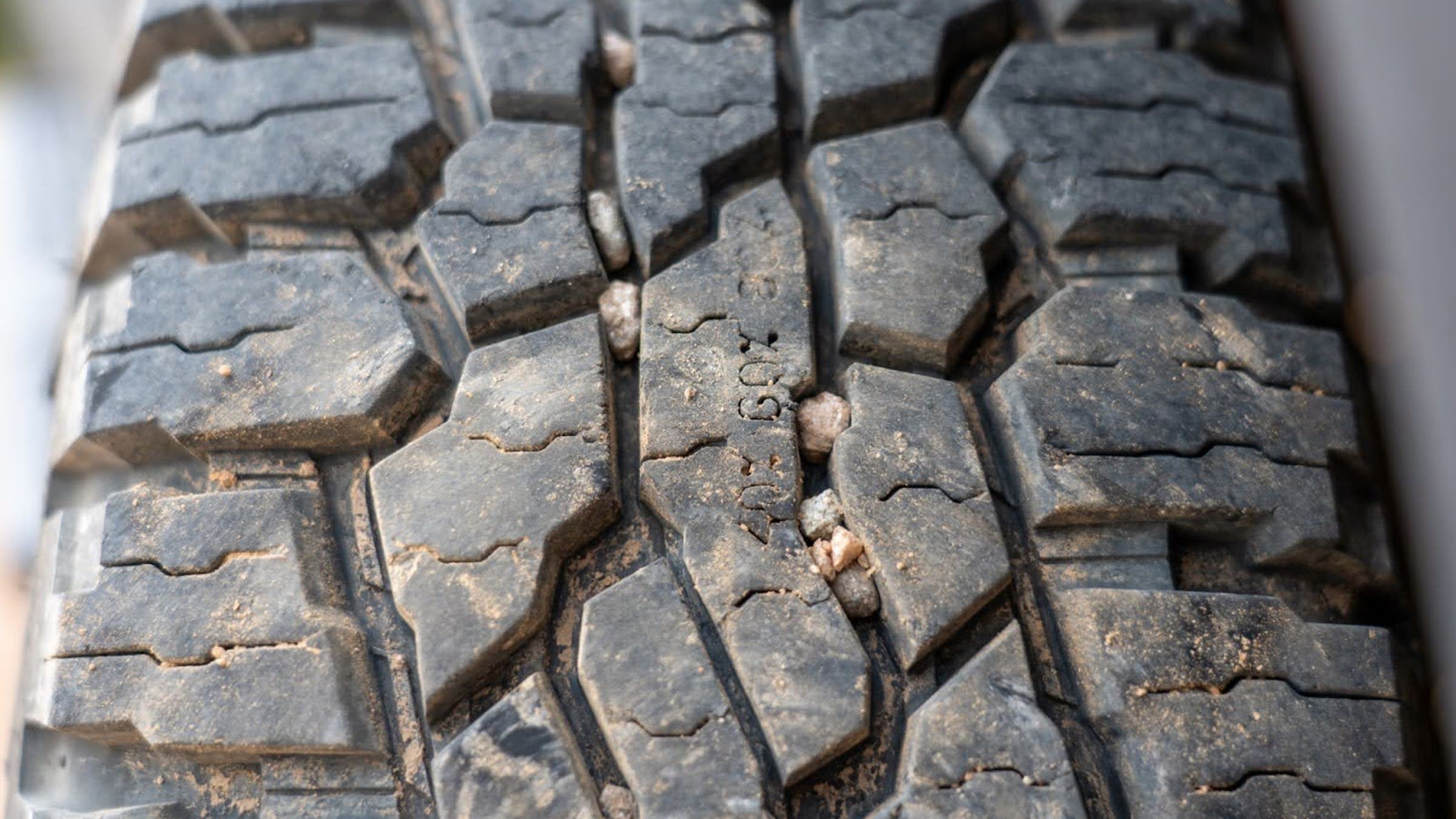 2WD Tread