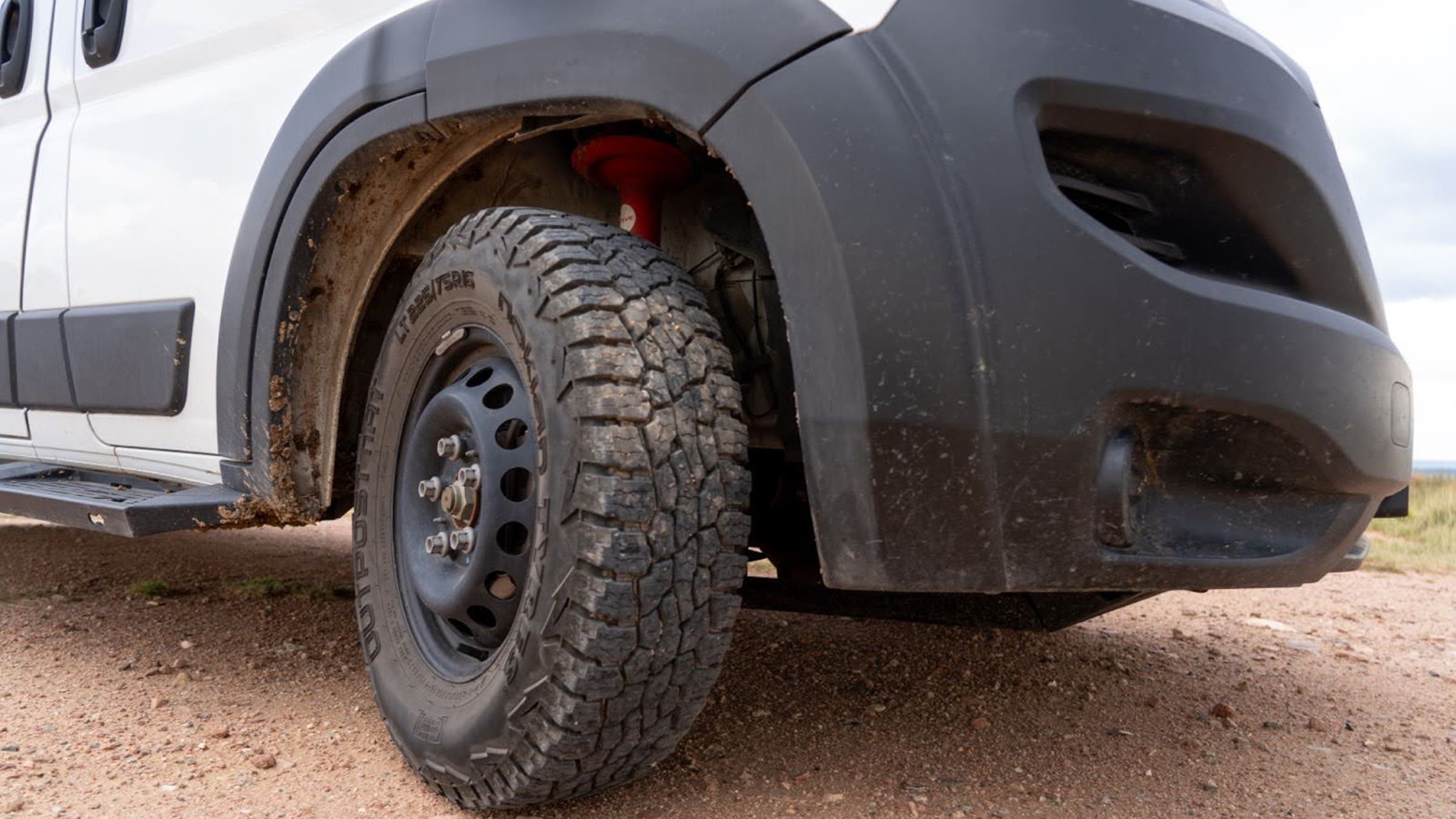 2WD Tire