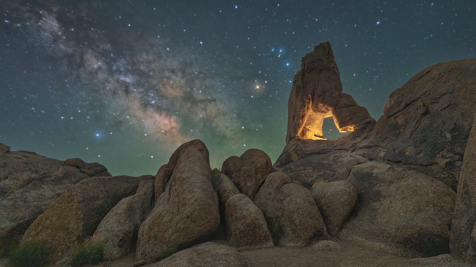 Star-filled nights over the eastern Sierra.