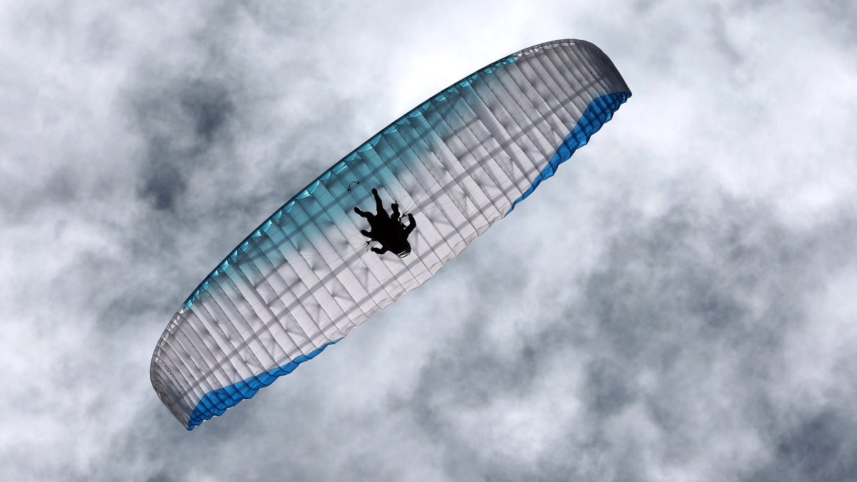 A Paraglider in Colorado Stayed Airborne for 10 Straight Hours